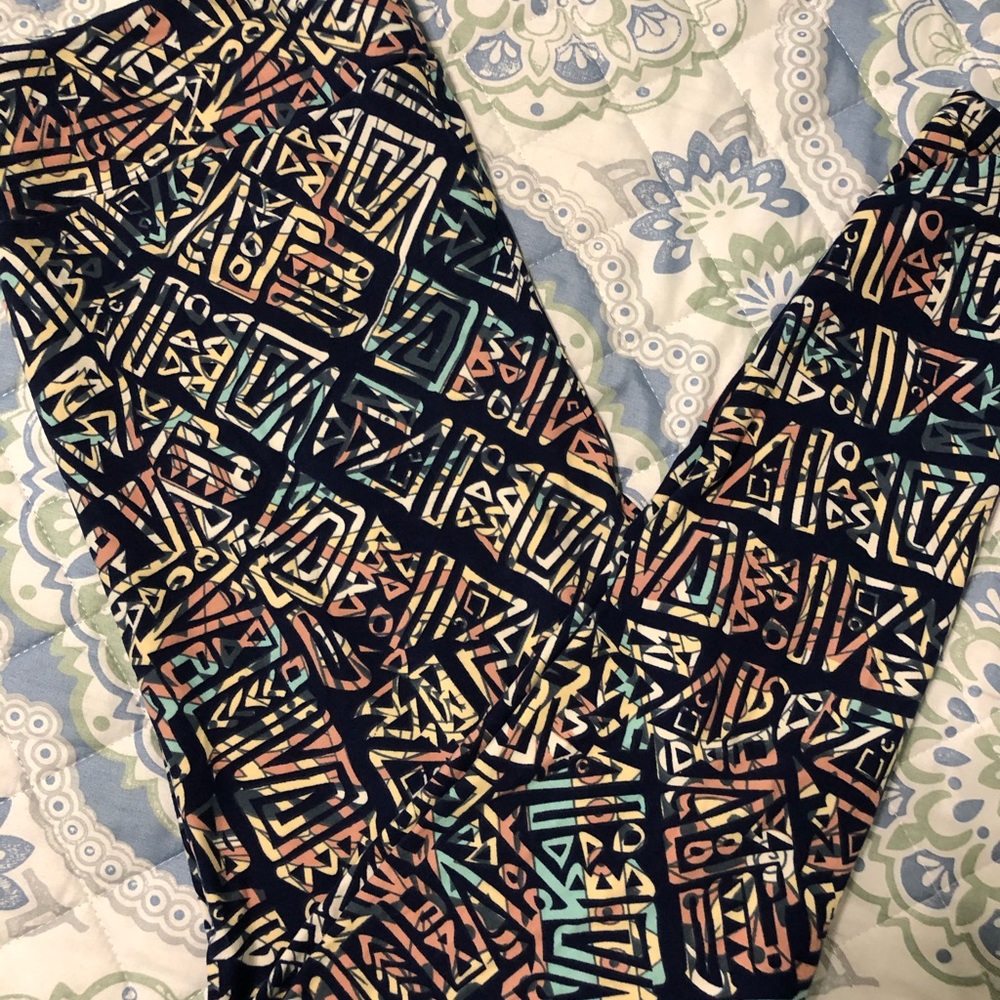 LuLaRoe leggings